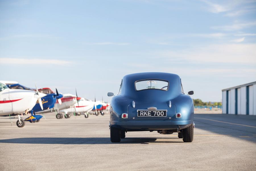  Aston Martin DB2 Saloon 1950 года  (фото 9 из 34)
